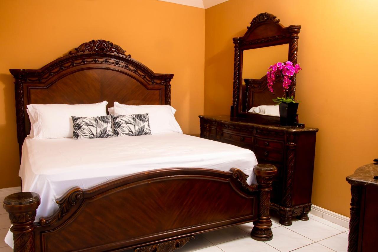 Апартаменты Vacation Getaway In Mango Walk Country Club Бухта Монтего Экстерьер фото